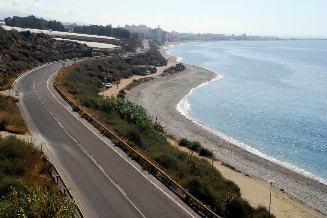 Casa Playa De Guainos Villa Adra Dış mekan fotoğraf
